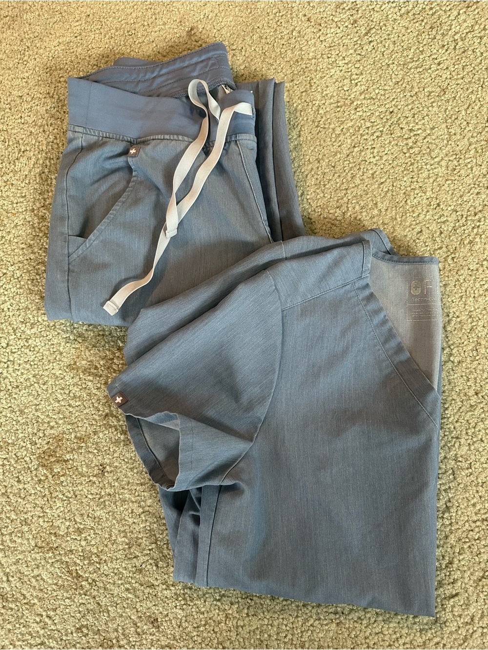 HEATHER INDIGO FIGS Medical Scrub Set with Drawstring